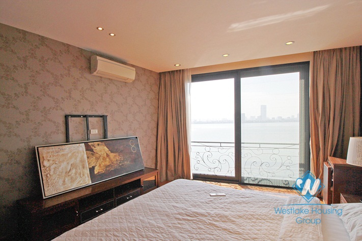 Lake side classic apartment rental in Tay Ho