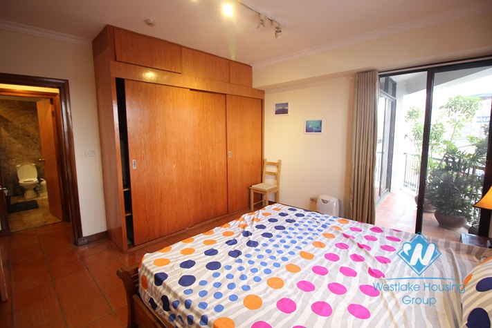 Stunning executive residence apartment for rent in Truc Bach lake, Ba Dinh, Hanoi 