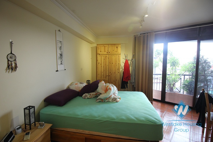 Stunning executive residence apartment for rent in Truc Bach lake, Ba Dinh, Hanoi 