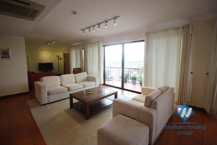 Stunning executive residence apartment for rent in Truc Bach lake, Ba Dinh, Hanoi 