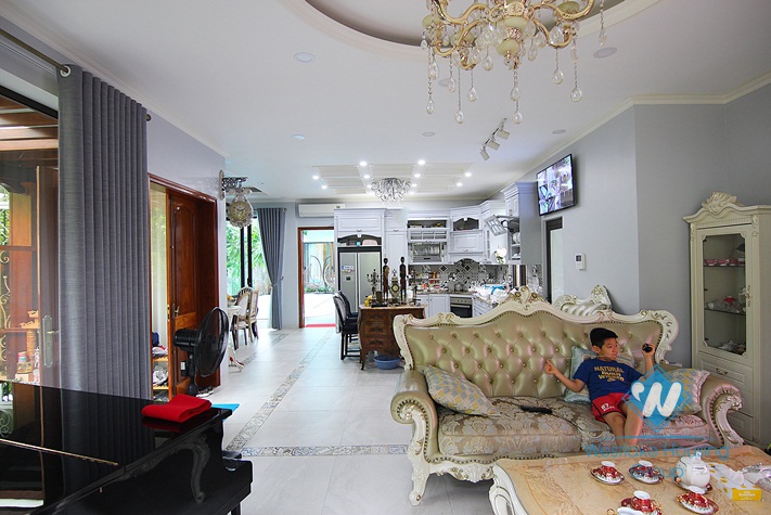 Gorgeous swimming pool garden villa for rent in Tay Ho