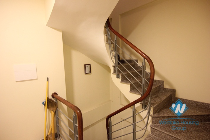 Nice and big office for rent in Tay Ho district