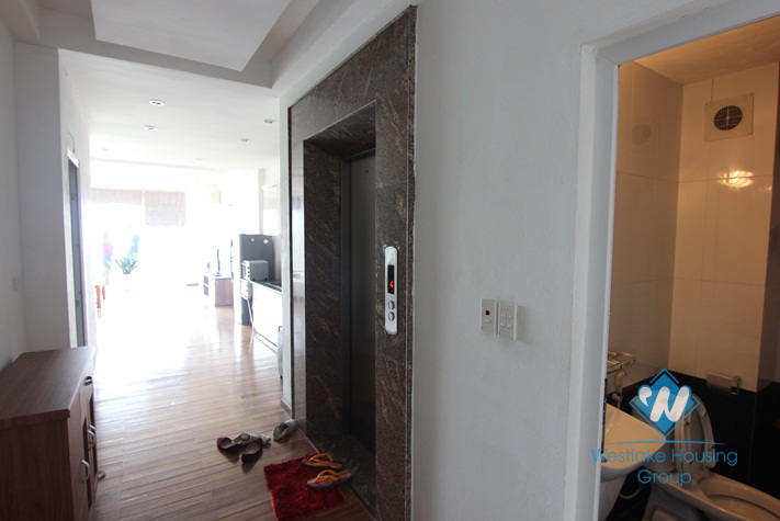 Lake view apartment for rent in Yen Phu village Tay ho