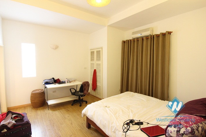 Apartment for rent on Tu Hoa street