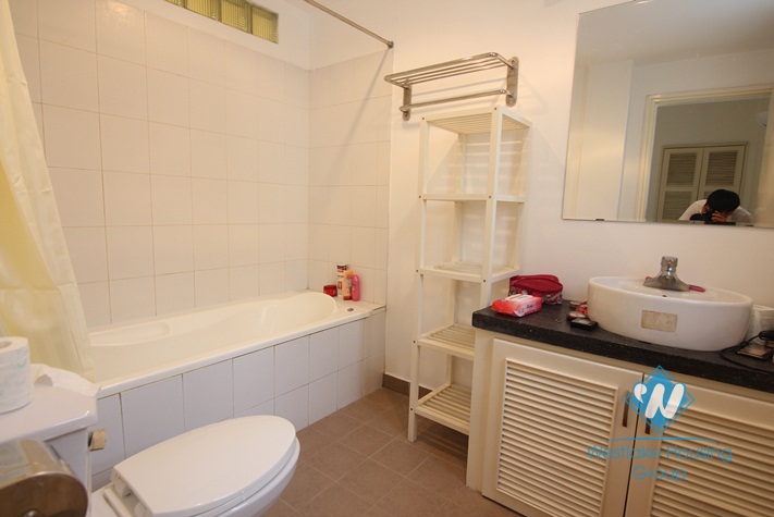 Apartment for rent on Tu Hoa street