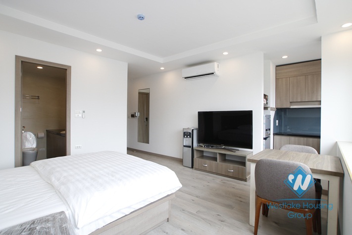Nice studio for rent on Hoang Quoc Viet, Cau Giay