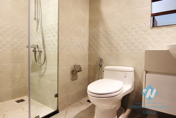 Waiting to be funished apartment for rent in Vinhomes Nguyen Chi Thanh, Ha Noi