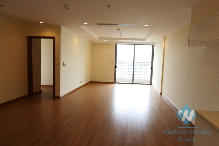Waiting to be funished apartment for rent in Vinhomes Nguyen Chi Thanh, Ha Noi