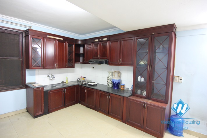 Nice unfurnished house for rent in Tay Ho Area