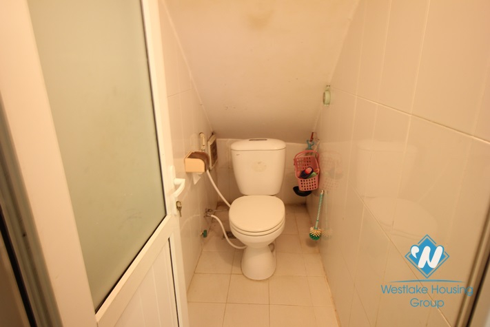 Nice 5 bedroom house for rent on the West side of Tay Ho