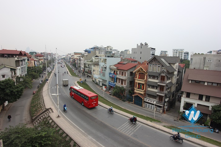 Nice house suitable for office or business in Au Co st