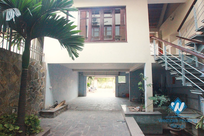 Special traditional house for rent in Au Co, Tay Ho, Hanoi