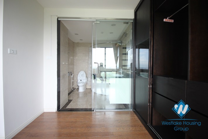 A nice apartment for rent in P building , Ciputra Intenational Ha Noi City