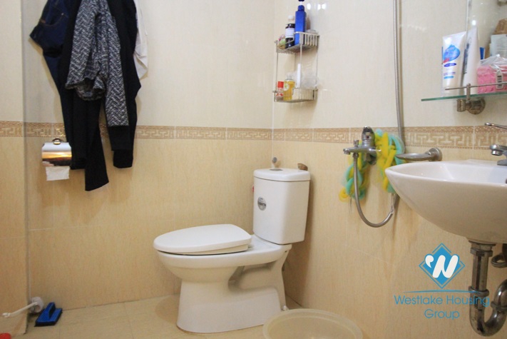 Small house with 3 bedrooms for rent in Au co st, Tay Ho area 