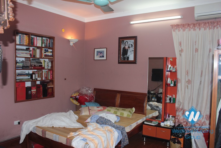 House with large garden for lease in An Duong street, Tay Ho, Hanoi