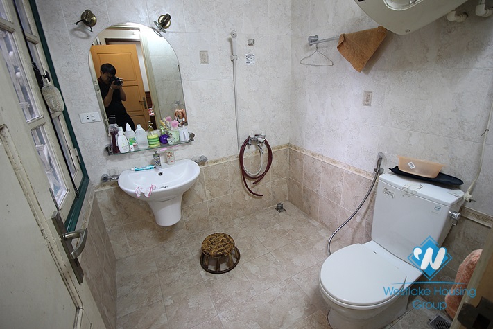 Spacious house with large court yard for rent in Tay Ho, Ha Noi