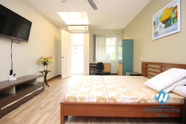 Nice one bedroom apartment for rent in Thuy Khue st, Tay Ho district 
