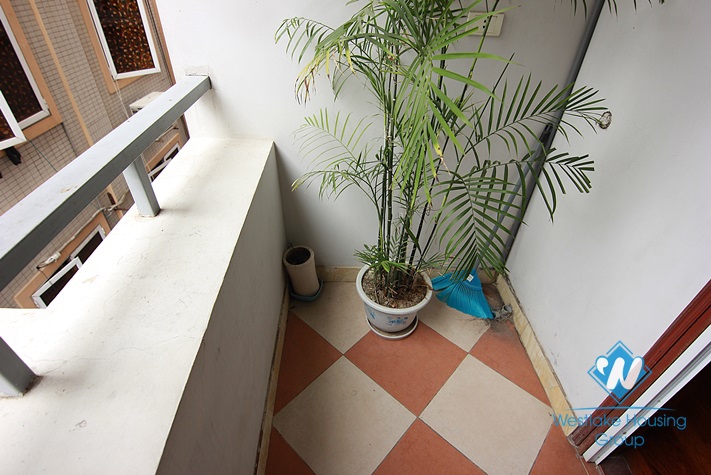 Nice and clean apartment for rent near Yen Phu, Truc Bach