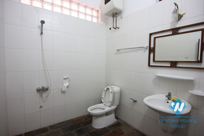 Garden house with extreme space and light for rent in Tay Ho, Ha Noi.