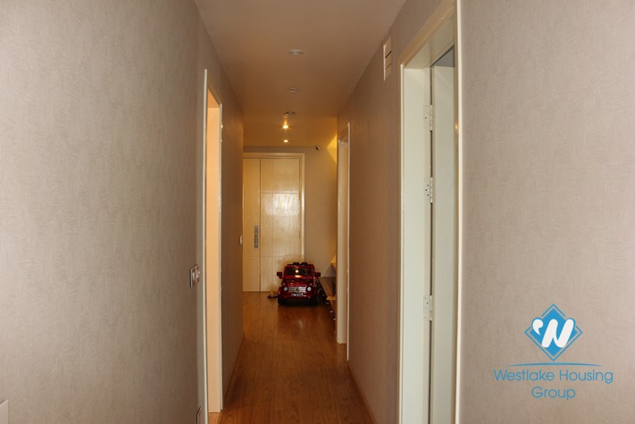 Nice and modern apartment for rent in Ciputra, Tay Ho, Ha Noi