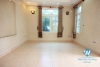 A inexpensive unfurnished house for rent in Tay Ho area 