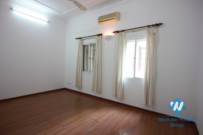 Garden house with extreme space and light for rent in Tay Ho, Ha Noi.