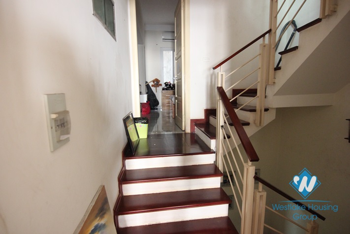Quiet and cheap house for rent in Tay Ho area