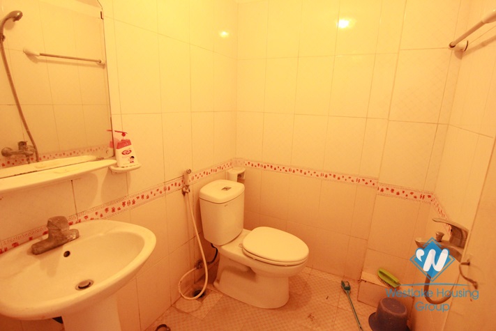 Cheap Unfurnished House Rent in Westlake Area 