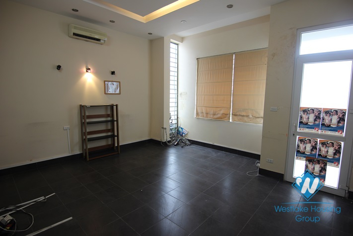04 bedrooms house for rent in Tay Ho area. Fully furnished