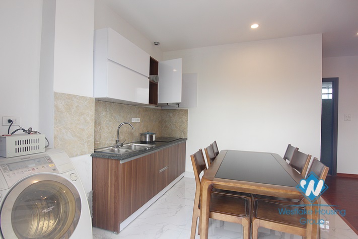 02 bedrooms apartment for rent in Au co st, closed flower market 