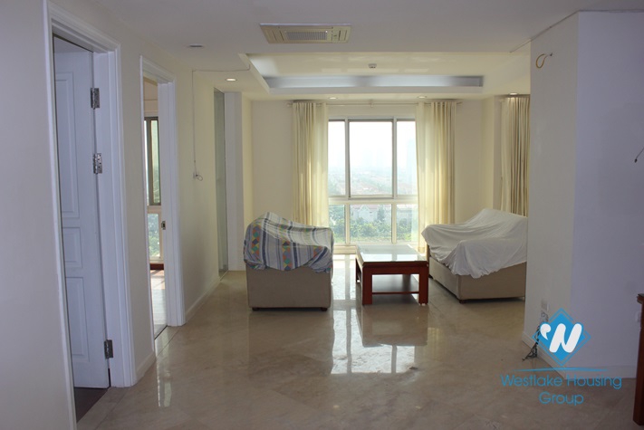 Big apartment for lease in Ciputra