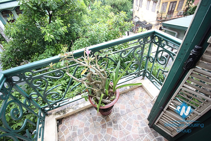 Spacious house with large court yard for rent in Tay Ho, Ha Noi
