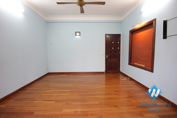 Nice unfurnished house for rent in Tay Ho Area