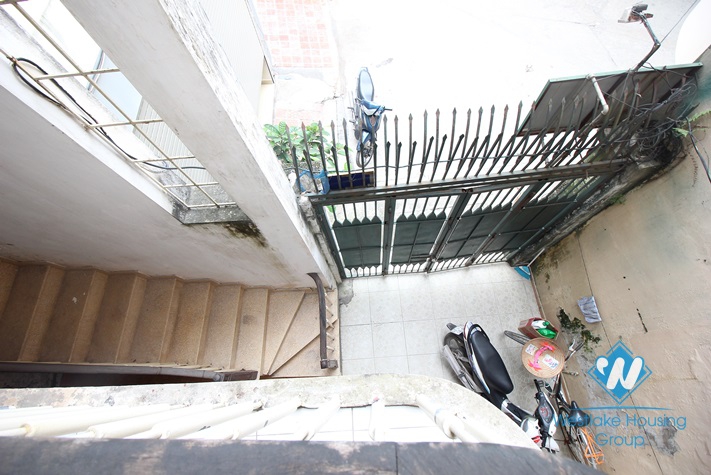 Low priced large house with garage for rent in Tay Ho