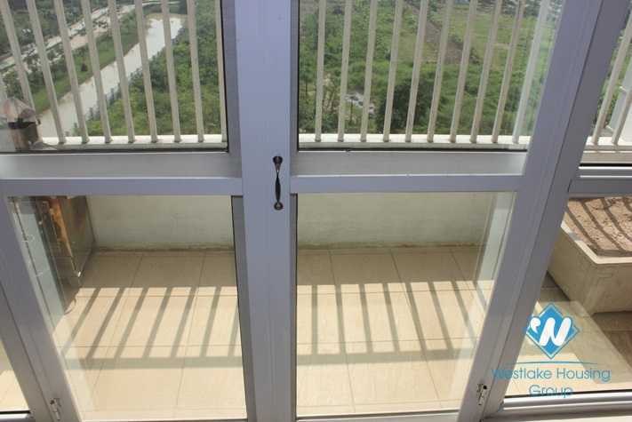 Big apartment for lease in Ciputra