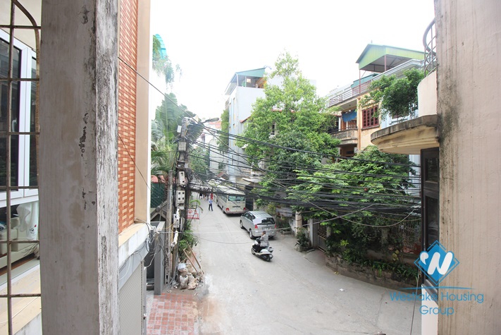 Low priced large house with garage for rent in Tay Ho