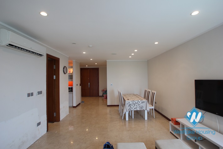 Modern apartment for rent in Ciputra, L tower, Tay Ho, Ha noi