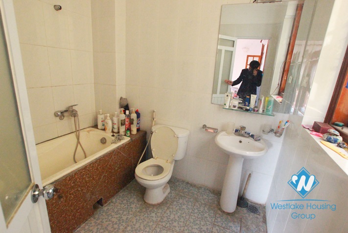 Quiet house for rent in Dang Thai Mai Street, Tay Ho, Hanoi