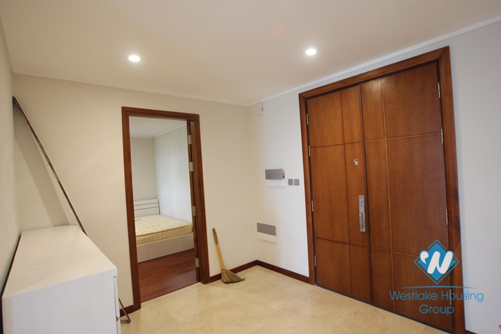 Modern apartment for rent in Ciputra, L tower, Tay Ho, Ha noi