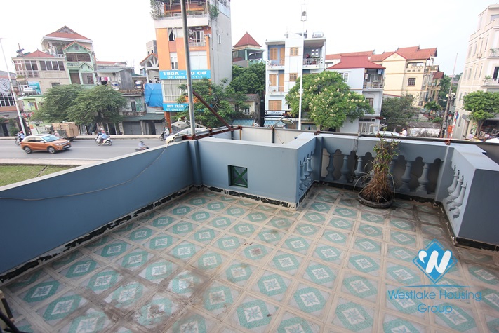 Nice unfurnished house for rent in Tay Ho Area