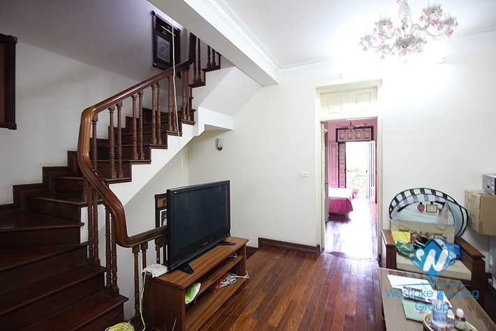 Spacious house with large court yard for rent in Tay Ho, Ha Noi