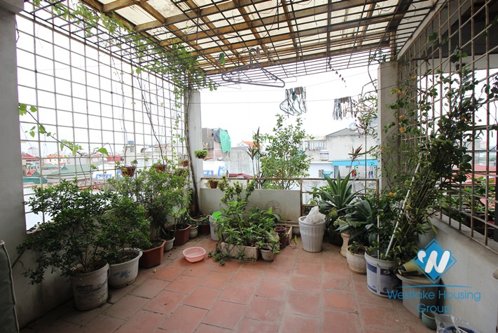 Nice 5 bedroom house for rent on the West side of Tay Ho