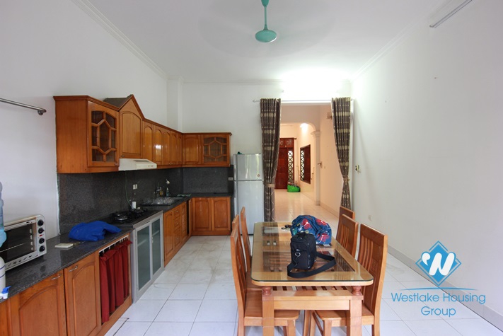 Small house with lake view available for rent on Au Co street, Tay Ho, Hanoi, fully furnished.