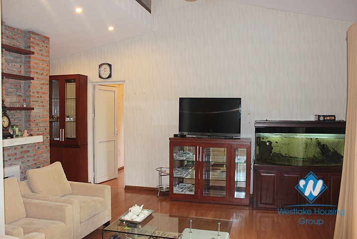 House with big garden for rent in An Duong, Tay Ho, Ha Noi