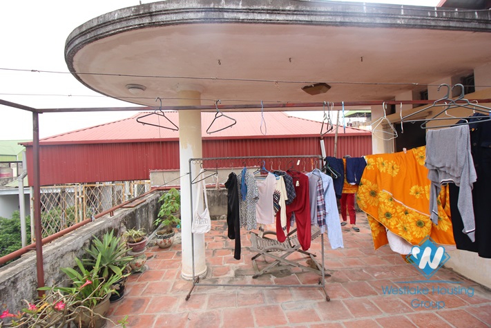 Low priced large house with garage for rent in Tay Ho