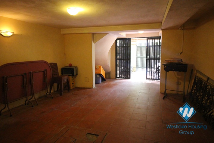 Garden house with swimming pool for rent in Tay Ho