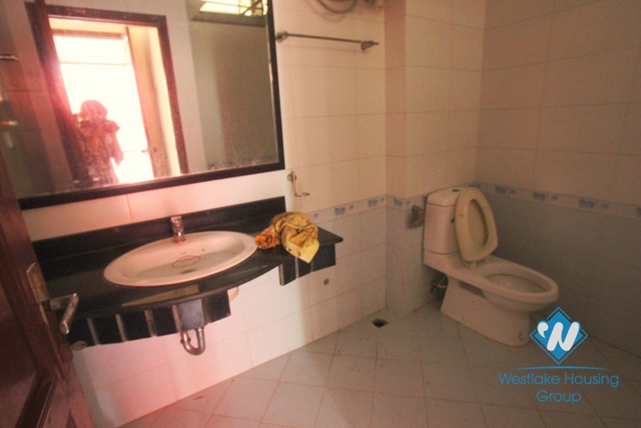 Special traditional house for rent in Au Co, Tay Ho, Hanoi