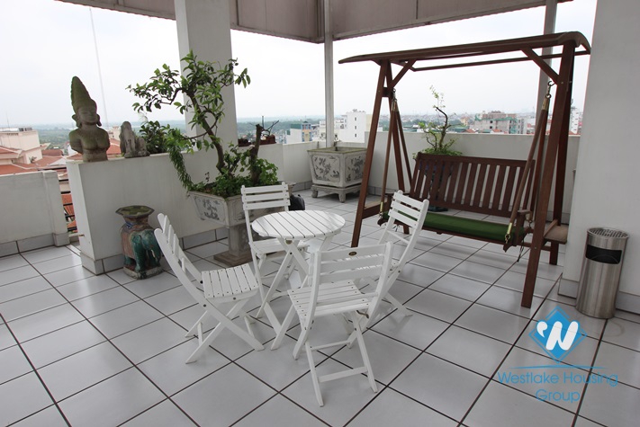 Beautiful and high quality apartment with two bedrooms for rent in Tay Ho, Ha Noi