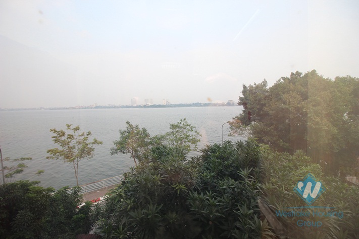 Lake view with three bedrooms house for rent in Tay Ho district, Ha Noi city