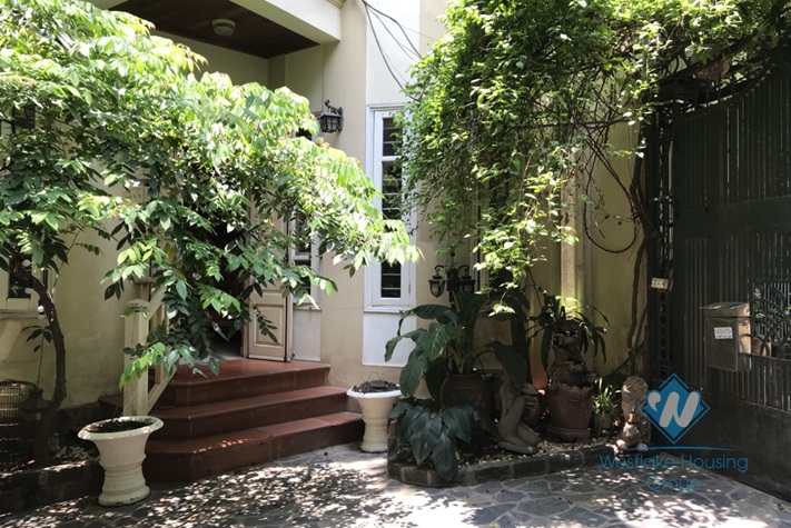 Garden house for rent in Dong Da, Hanoi.